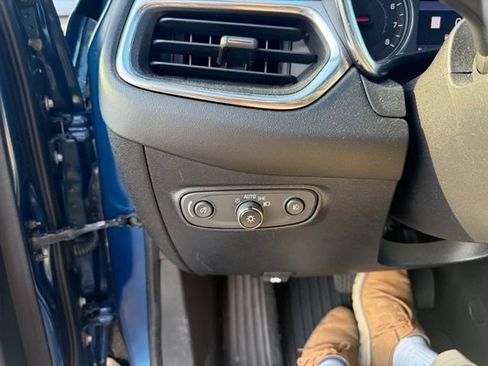 Used 2019 Chevrolet Equinox Premier AWD/4WD image 25