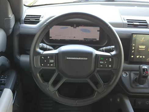Certified 2023 Land Rover Defender 110 X-Dynamic SE AWD/4WD image 24