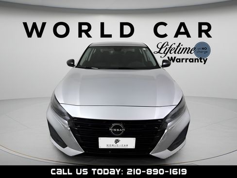 Used 2024 Nissan Altima 2.5 S FWD image 8