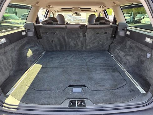 Used 2010 Volvo XC70 T6 AWD/4WD image 5