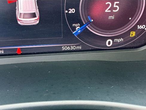 Used 2019 Volkswagen Atlas SEL FWD image 12