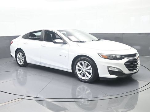 Used 2024 Chevrolet Malibu LT FWD image 8