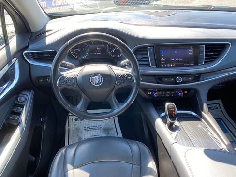 Used 2020 Buick Enclave Essence FWD image 20