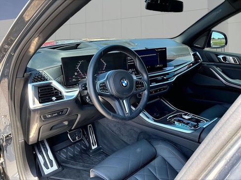 Used 2025 BMW X5 M60i AWD/4WD image 4