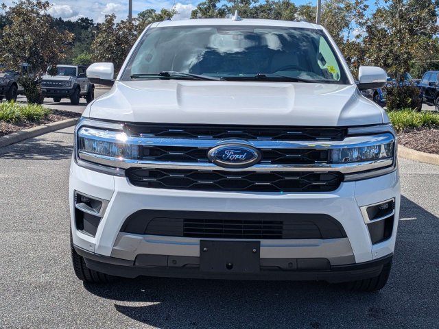Used 2024 Ford Expedition Max Limited AWD/4WD image 9
