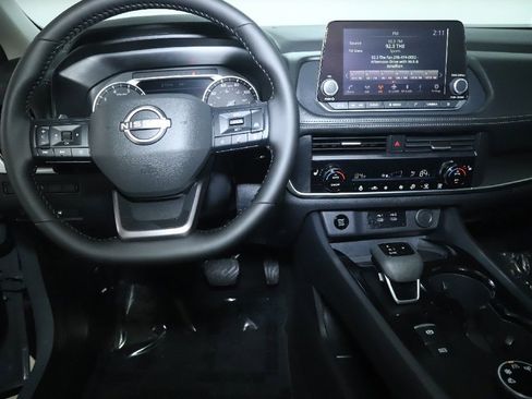 Certified 2026 Nissan Rogue SV w/ Cold Weather Package image 28