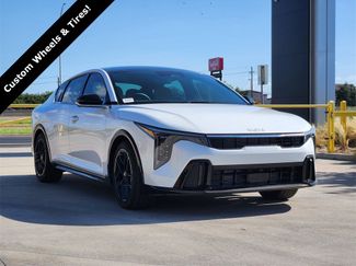 New 2025 Kia K4 GT-Line Turbo video 2