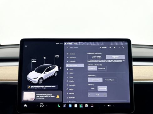 Used 2021 Tesla Model Y Long Range AWD/4WD image 9