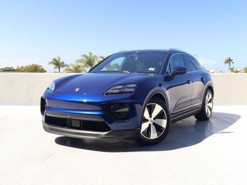 Certified 2025 Porsche Macan Electric RWD image 1