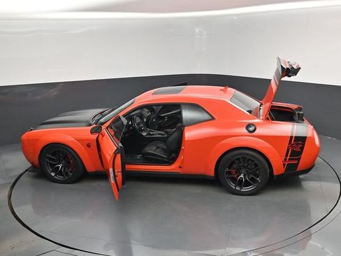 Used 2019 Dodge Challenger SRT Hellcat Redeye RWD image 17
