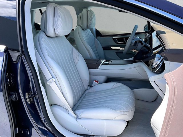 Certified 2023 Mercedes-Benz EQS 580 4MATIC Sedan image 9
