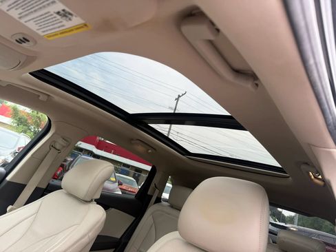 Used 2017 Lincoln MKX Reserve w/ Lincoln MKX Climate Package AWD/4WD image 19