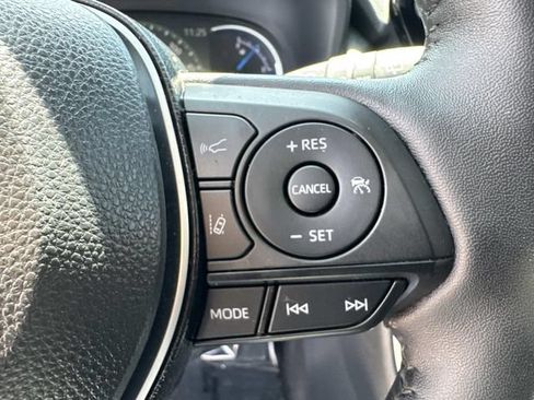 Used 2025 Toyota RAV4 XLE Premium w/ Weather Package AWD/4WD image 29