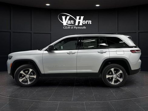 New 2026 Jeep Grand Cherokee Limited w/ Luxury Tech Group II image 13