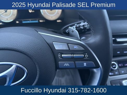 Used 2025 Hyundai Palisade SEL AWD/4WD image 18