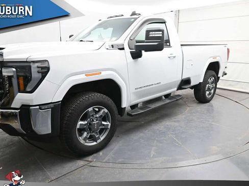 Certified 2025 GMC Sierra 2500 SLE w/ SLE Convenience Package image 2