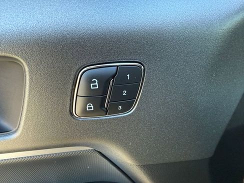 Used 2025 Ford Bronco Sport Badlands image 19