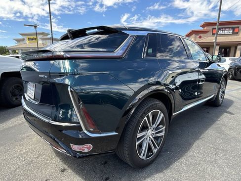 Used 2024 Cadillac Lyriq Luxury RWD image 7