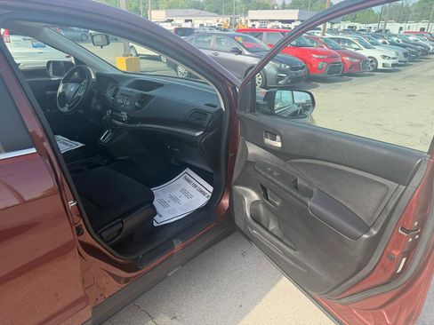 Used 2015 Honda CR-V LX image 12