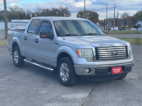 Used 2012 Ford F150 XLT w/ XLT Chrome Pkg image 3