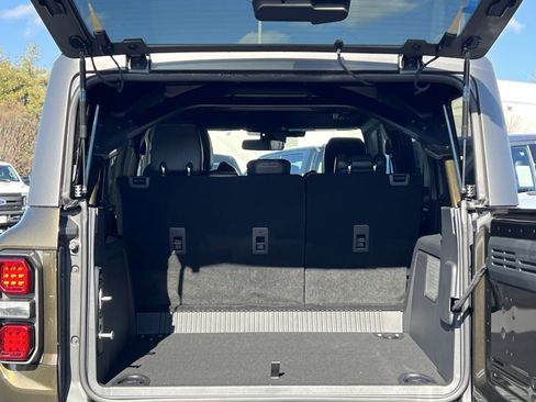 New 2025 Ford Bronco Raptor image 25