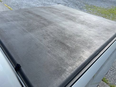 Used 2022 Chevrolet Silverado 1500 LT Trail Boss AWD/4WD image 17
