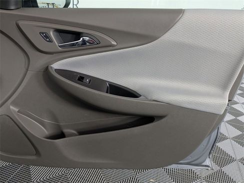 Certified 2024 Chevrolet Malibu LS image 33