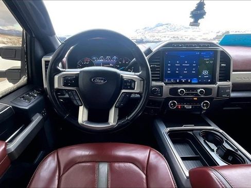 Used 2022 Ford F350 Platinum image 9