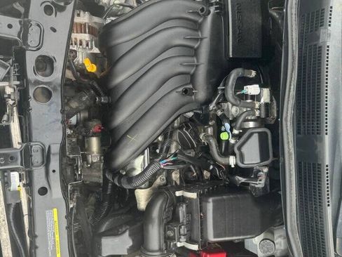 Used 2018 Nissan Versa SV FWD image 21