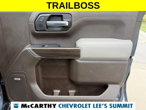 Used 2022 Chevrolet Silverado 1500 LT Trail Boss w/ Convenience Package II AWD/4WD image 23