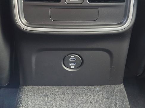 New 2026 Porsche Macan Turbo image 34