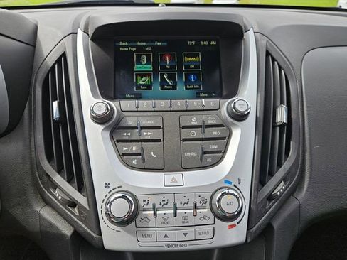Used 2017 Chevrolet Equinox LS AWD/4WD image 16