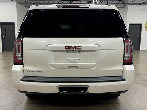 Used 2015 GMC Yukon SLT w/ Open Road Package image 11