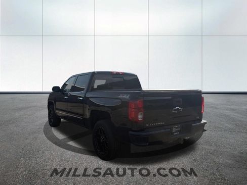 Used 2017 Chevrolet Silverado 1500 LTZ Z71 w/ LTZ Plus Package AWD/4WD image 9