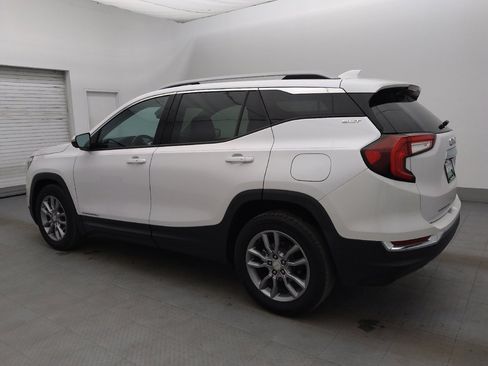 Used 2022 GMC Terrain SLT w/ Tech Package image 3