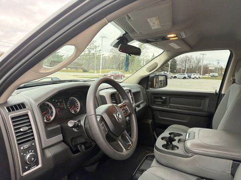 Used 2019 RAM 1500 Express image 12