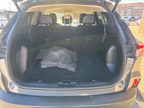 Used 2022 Ford Escape SEL image 17