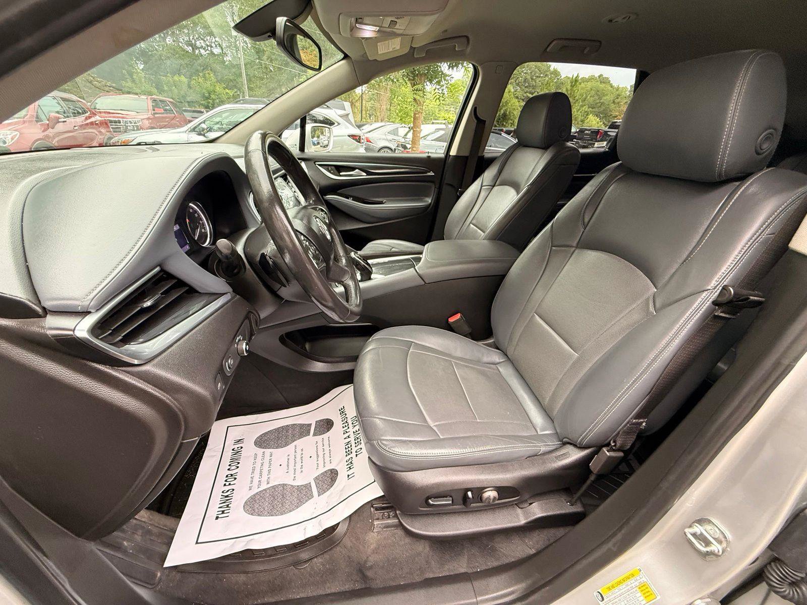 Used 2020 Buick Enclave Essence FWD image 13