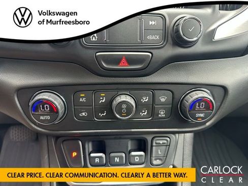 Used 2021 GMC Terrain SLT w/ Infotainment Package II image 33