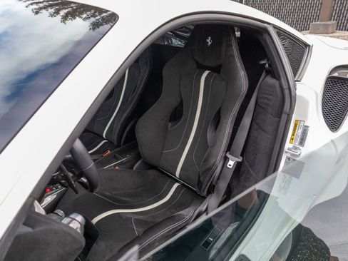 Used 2020 Ferrari 488 Pista Coupe image 44