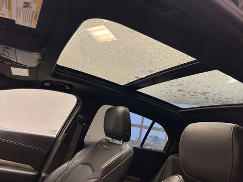 Used 2022 Cadillac XT4 Premium Luxury w/ Enhanced Visibility Package image 23