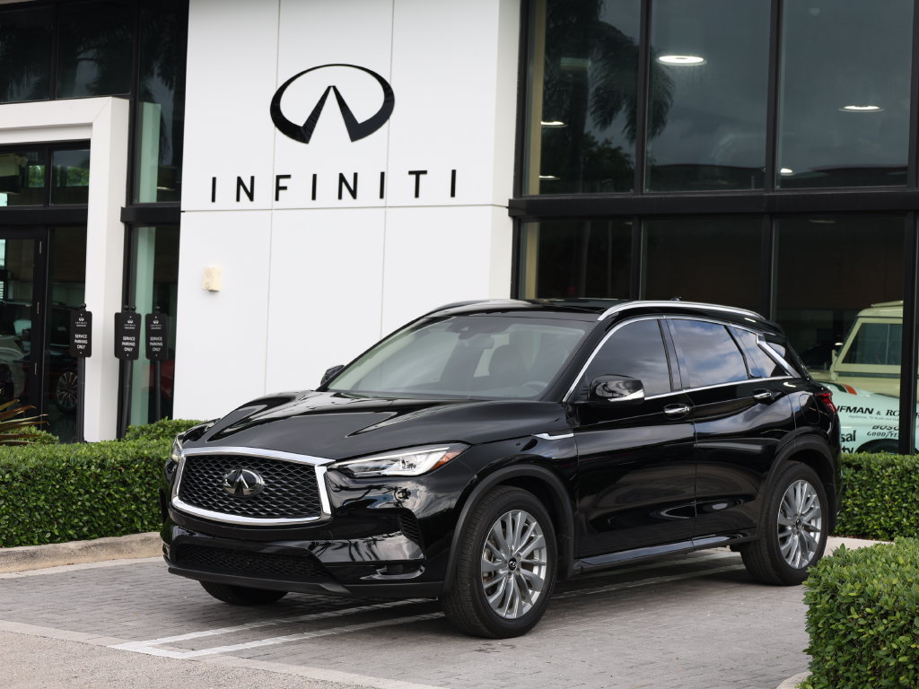 Certified 2024 INFINITI QX50 Luxe FWD image 1
