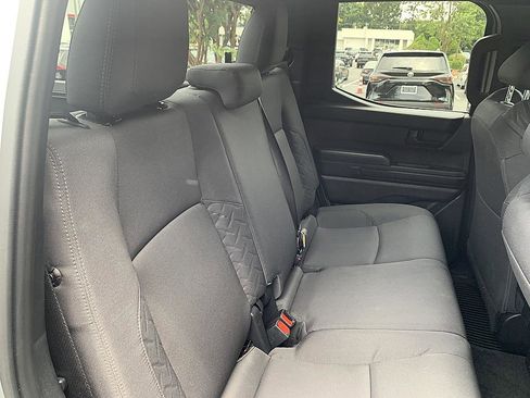 Certified 2025 Toyota Tacoma SR5 AWD/4WD image 20