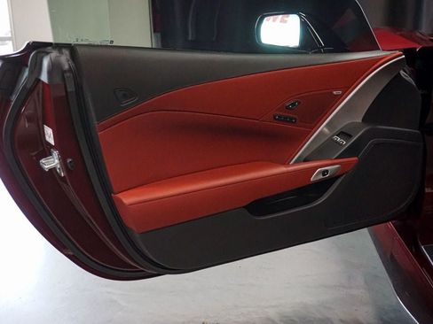 Used 2019 Chevrolet Corvette Z06 RWD image 18