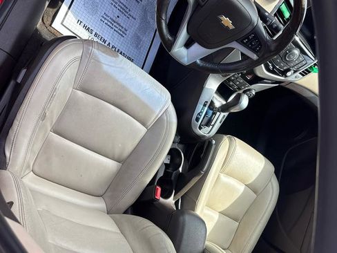Used 2015 Chevrolet Cruze LT FWD image 10