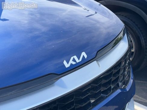 Used 2023 Kia Sportage EX image 7