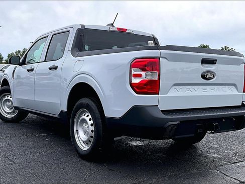 Used 2025 Ford Maverick XL w/ Equipment Group 102A AWD/4WD image 5