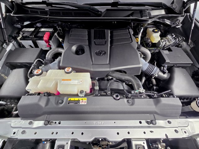 Used 2022 Toyota Tundra SR5 AWD/4WD image 13