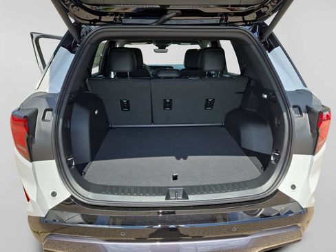 New 2027 GMC Terrain AT4 w/ Convenience Package III AWD/4WD image 38