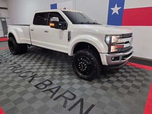 Used 2019 Ford F450 Lariat w/ Tow Technology Bundle image 23